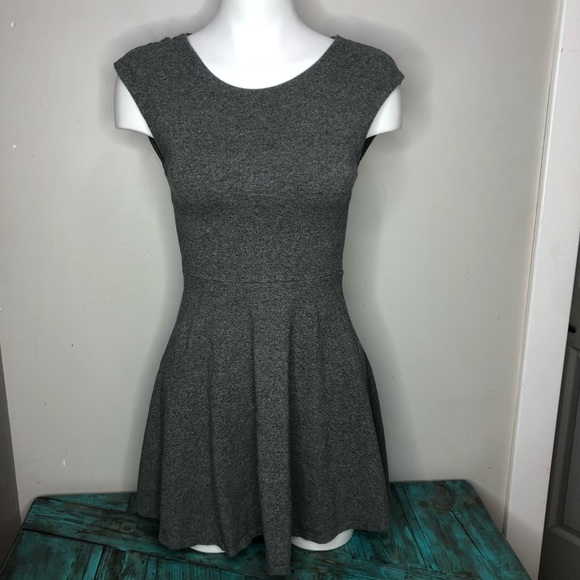 Size S Aritzia Talula Skater Dress
